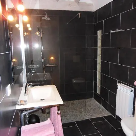 - La Cense Du Pont 3*