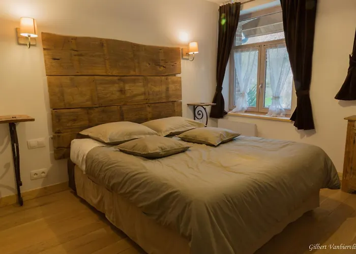 - La Cense Du Pont 3*